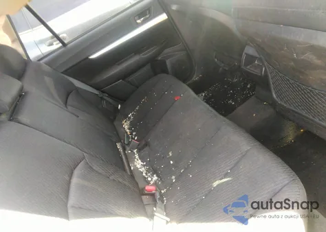 2011 Subaru Outback 2.5I Premium z USA, uszkodzony, nr VIN 4S4BRBBCXB3369947